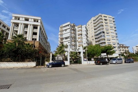 Продажа квартиры  в Анталье, Турция 3+1, 170м2, №70932 – фото 1