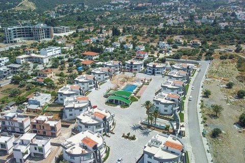 Продажа квартиры  в Гирне, Северный Кипр 2+1, 75м2, №71286 – фото 2