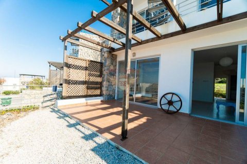 Продажа квартиры  в Гирне, Северный Кипр 2+1, 66м2, №71188 – фото 18