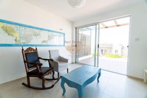 Продажа квартиры  в Гирне, Северный Кипр 2+1, 66м2, №71188 – фото 14