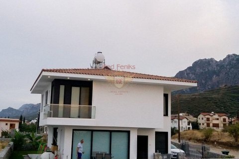 Продажа виллы  в Гирне, Северный Кипр 3+1, 180м2, №77230 – фото 7