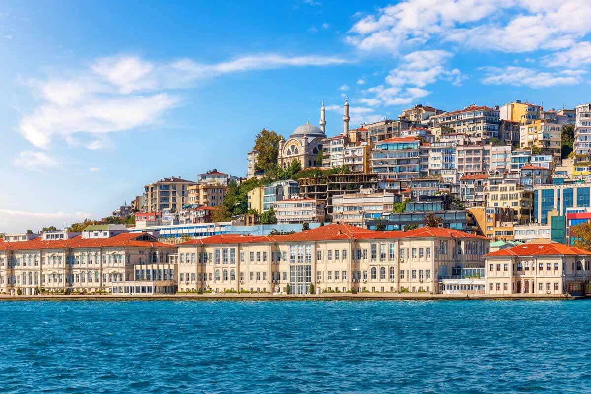 Стамбул и Измир: какие районы в «фокусе» внимания