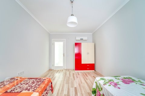 Продажа квартиры  в Махмутларе, Анталье, Турция 3+1, 170м2, №73242 – фото 19