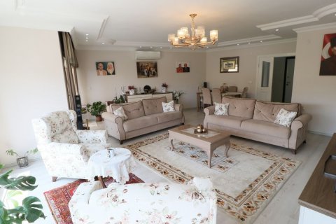 Продажа квартиры  в Аланье, Анталье, Турция 3+1, 200м2, №82983 – фото 9