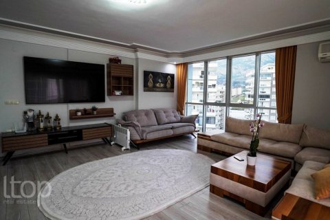 Продажа квартиры  в Махмутларе, Анталье, Турция 3+1, 180м2, №82807 – фото 22