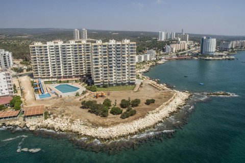 Жилой комплекс Our project is a symbol of luxury living, located on the first coastline of the Mediterranean Sea in the Ayash area  в Аланье, Анталья, Турция №82426 – фото 3