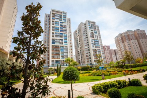 Продажа квартиры  в Стамбуле, Турция 2+1, 164м2, №81771 – фото 1