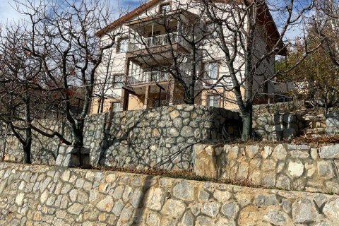 Продажа коммерческой недвижимости  в Конье, Турция, 670м2, №85268 – фото 1